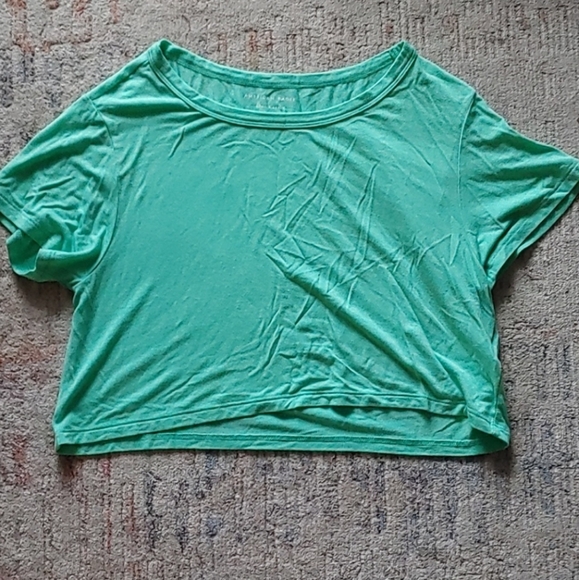 🌞2 for 15! AEO crop top - Picture 6 of 9